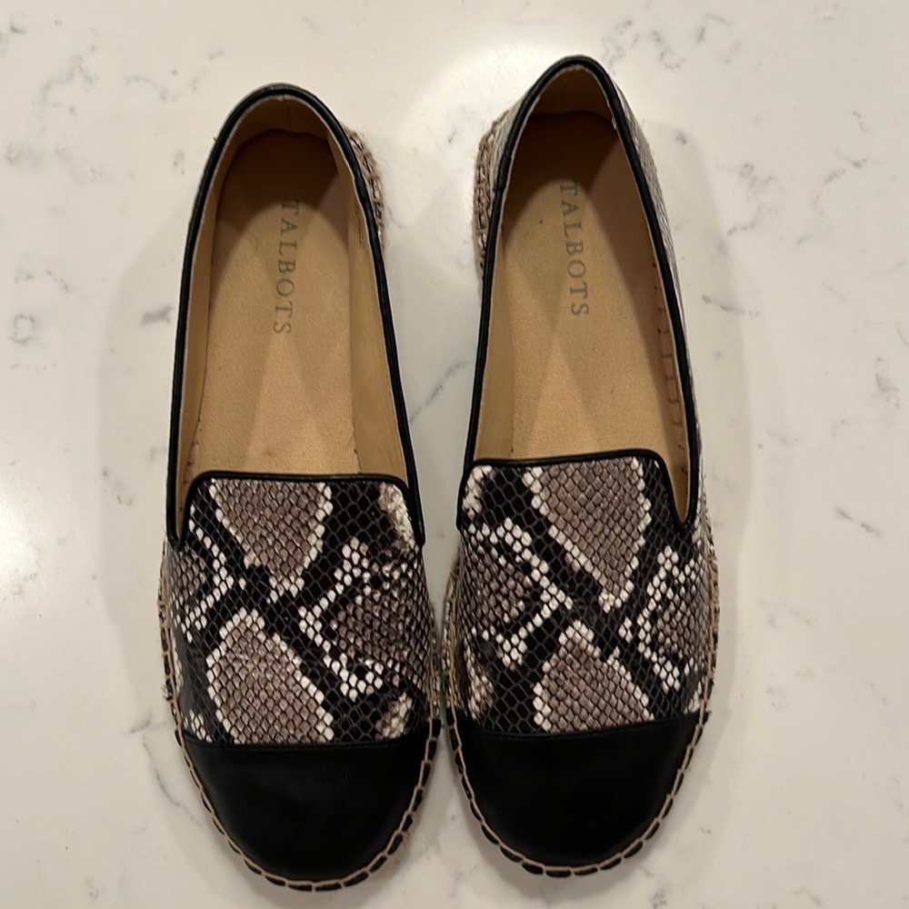 Like new Talbots black/snakeskin shoes, size 8